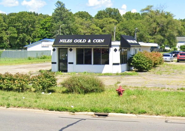 A&W Restaurant - Niles - 2645 S 11Th St